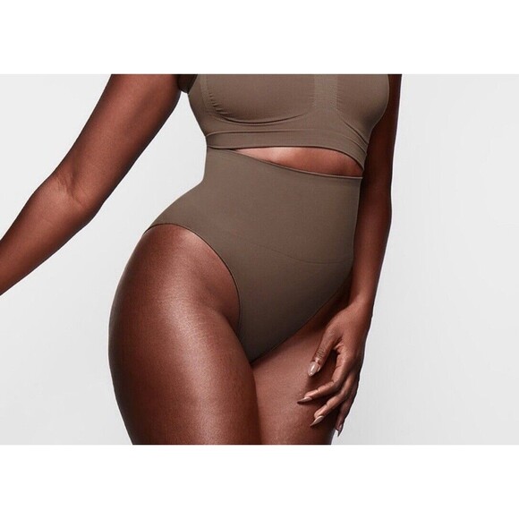 Skims Core Control Brief In Oxide Sz S/M New - Picture 9 of 10